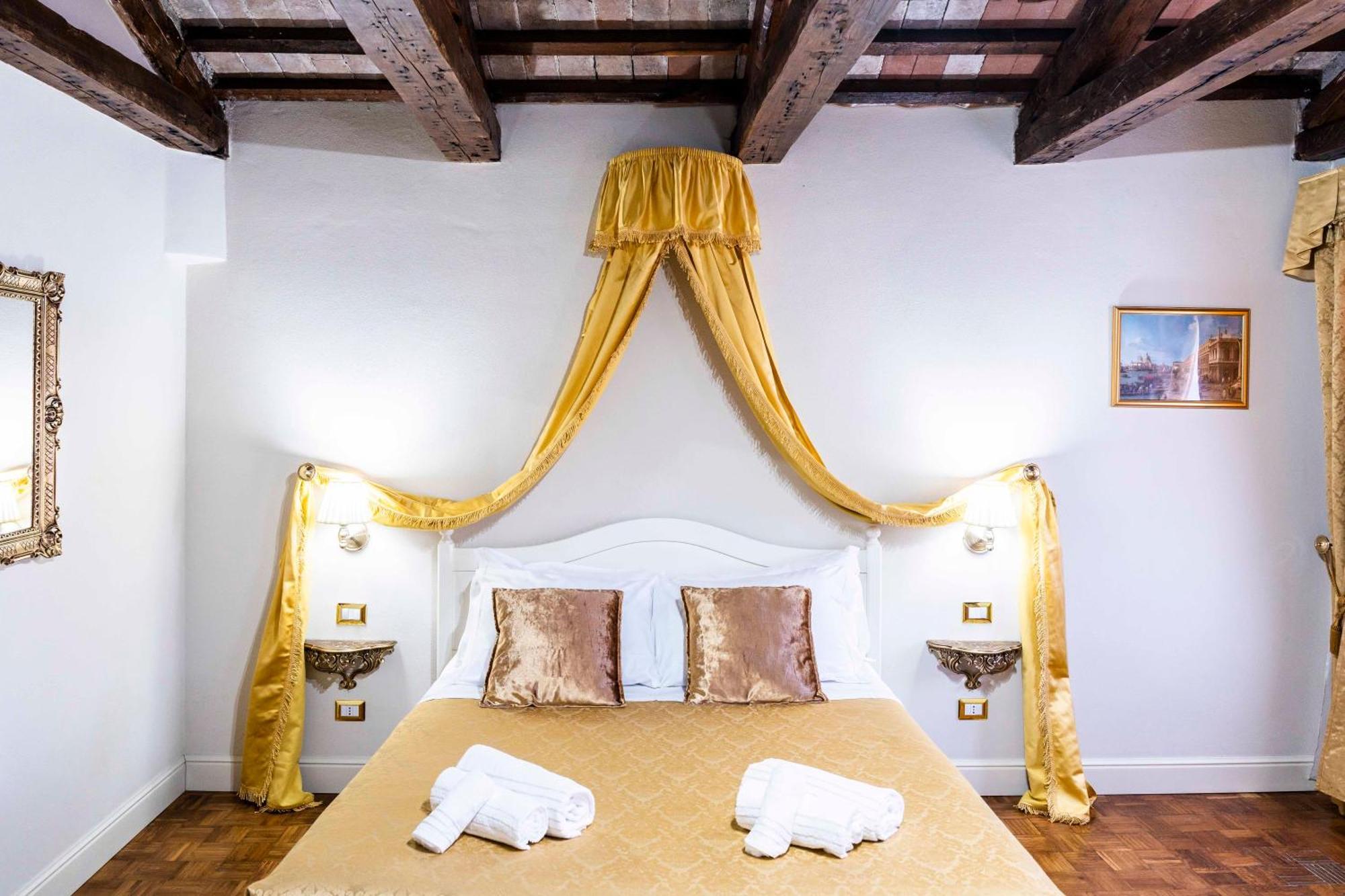 Palazzo Titti Rialto Suites Venedig Exterior foto